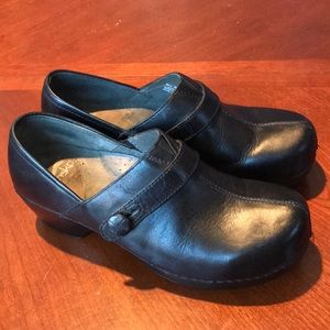 Dansko black leather clogs shoes size 38